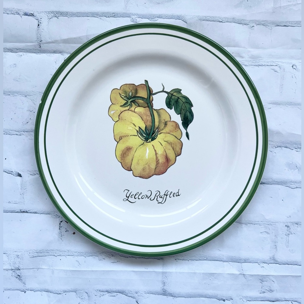 4 WILLIAMS SONOMA HEIRLOOM TOMATOES SALAD PLATES DISCONTINUED 8 3/4" Garden - Picture 4 of 11